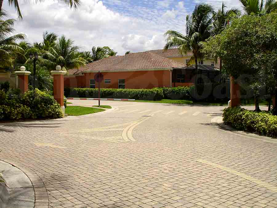 Mango Cay Entrance